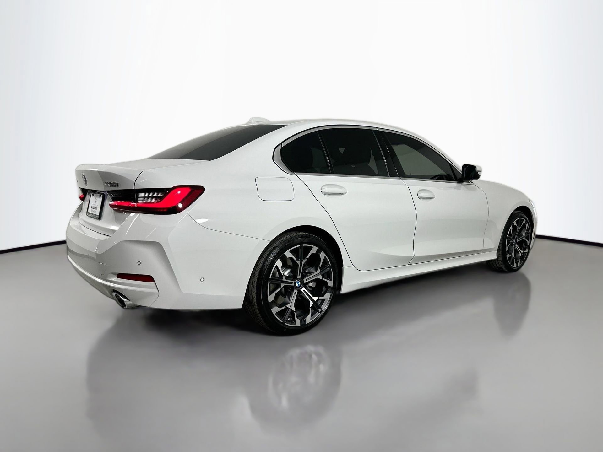 New 2026 BMW 330i xDrive Sedan w/ Premium Package image 5