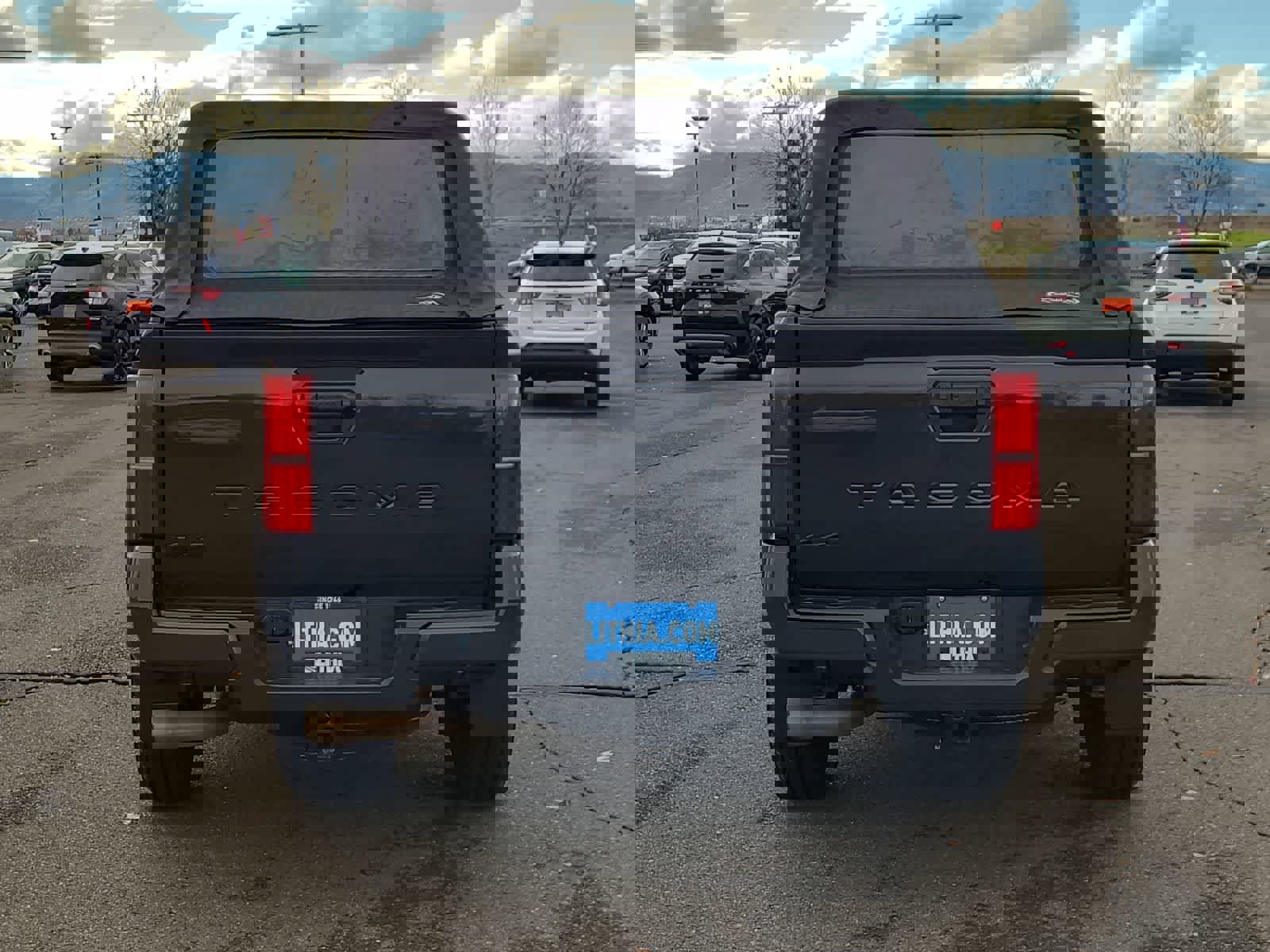 Used 2024 Toyota Tacoma TRD Sport image 13