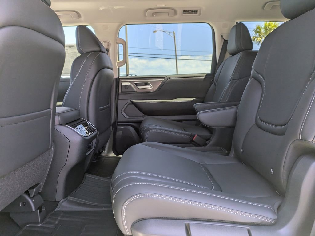 New 2026 INFINITI QX80 Pure RWD image 16