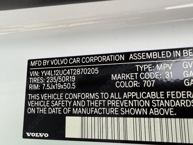 New 2026 Volvo XC40 B5 Plus w/ Protection Package Premier AWD/4WD image 16