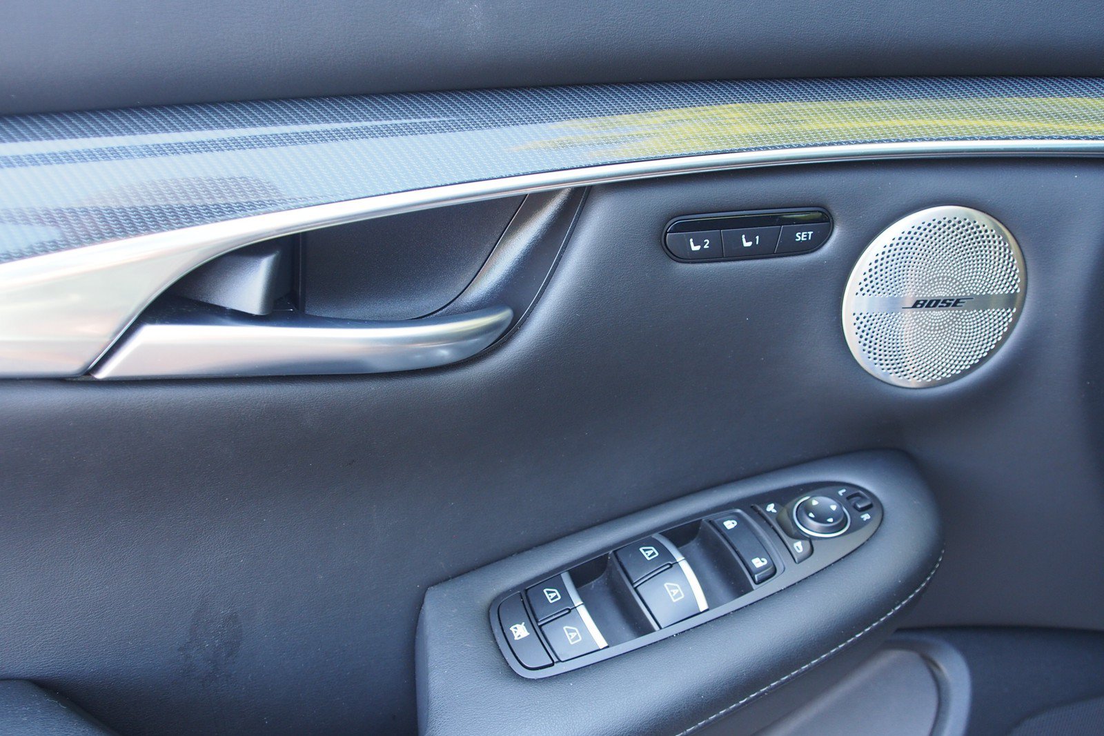 Used 2025 INFINITI QX50 Sport AWD/4WD image 21