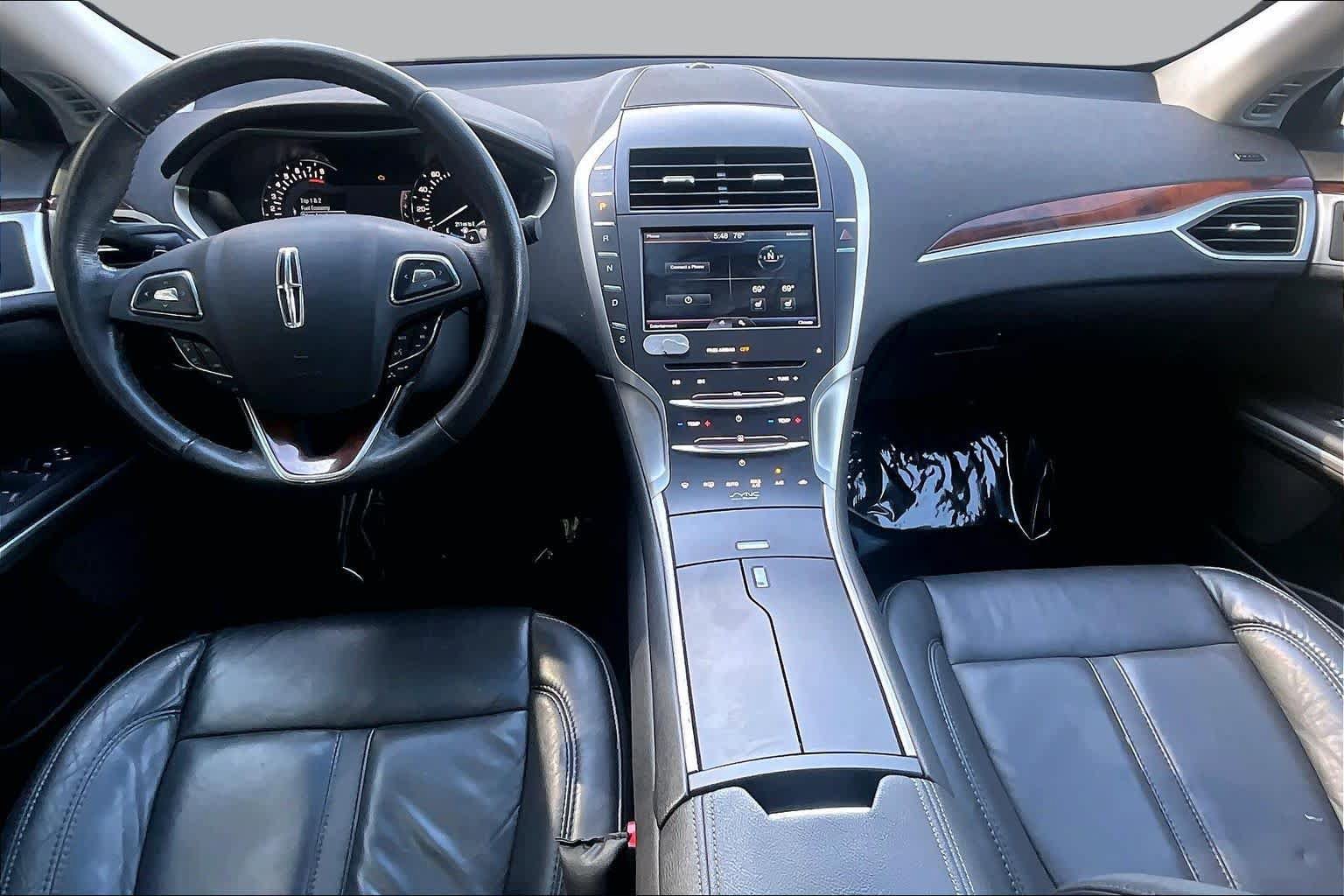 Used 2014 Lincoln MKZ FWD image 16