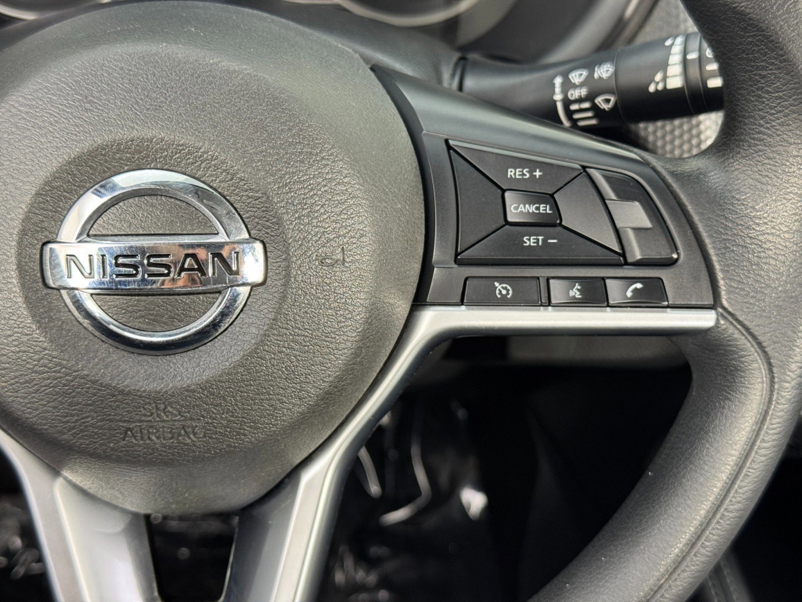Used 2019 Nissan Kicks SV image 19