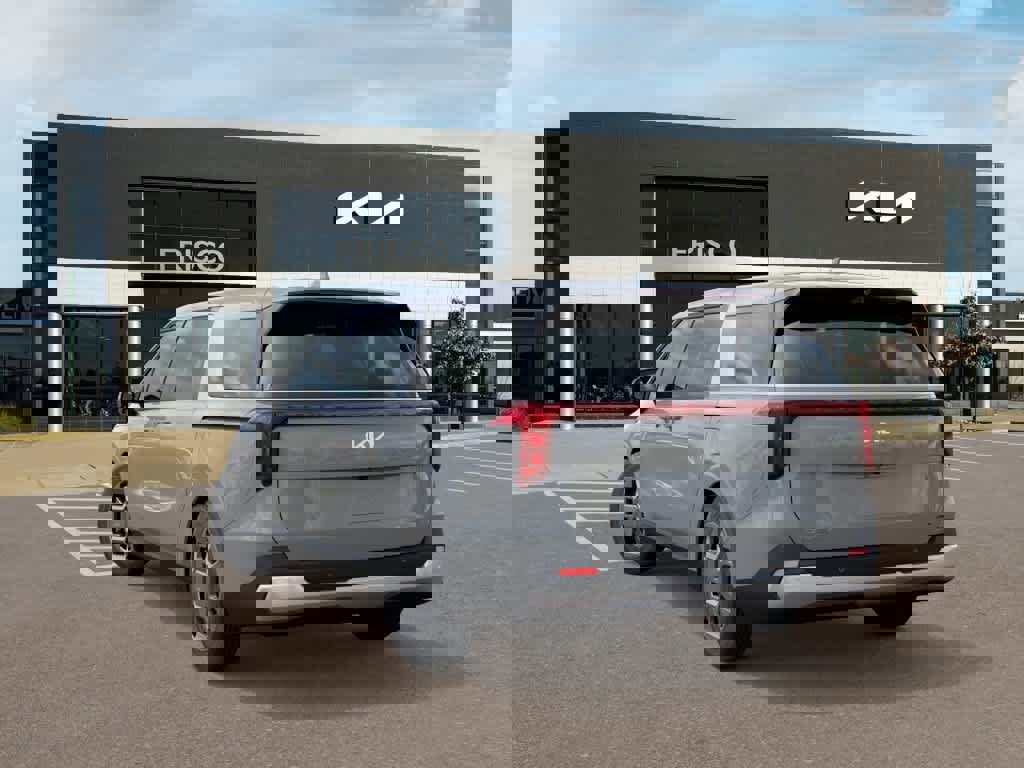 New 2026 Kia Carnival EX image 4