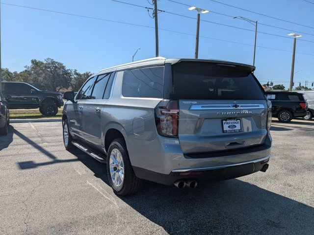 Used 2024 Chevrolet Suburban Premier image 7