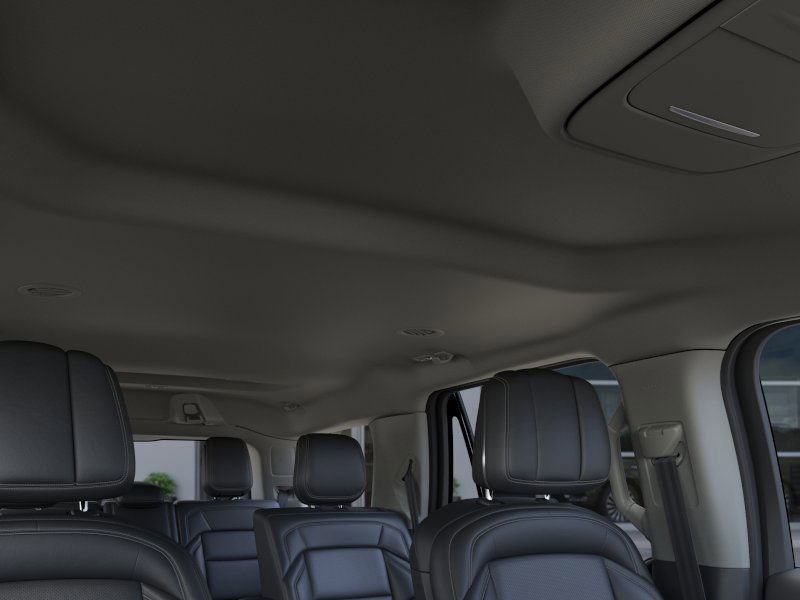 New 2026 Lincoln Navigator Premiere image 22