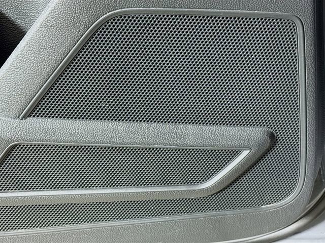 Used 2023 Volkswagen Atlas Cross Sport SE w/ Black Wheel Package image 25