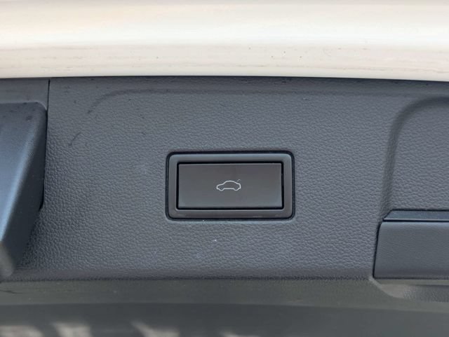 Used 2019 Volkswagen Atlas SEL Premium AWD/4WD image 14