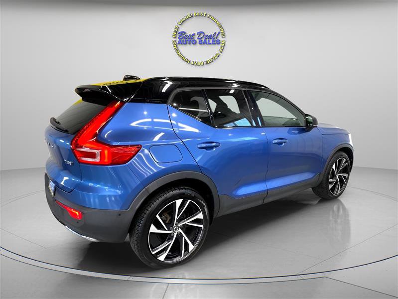 Used 2019 Volvo XC40 T5 R-Design image 7