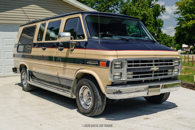 Used 1988 Chevrolet G20 RWD image 12