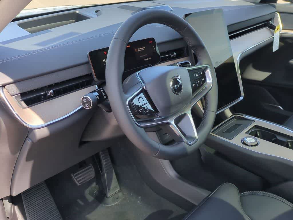 New 2025 Volvo EX90 Ultra w/ Protection Package Premier image 2