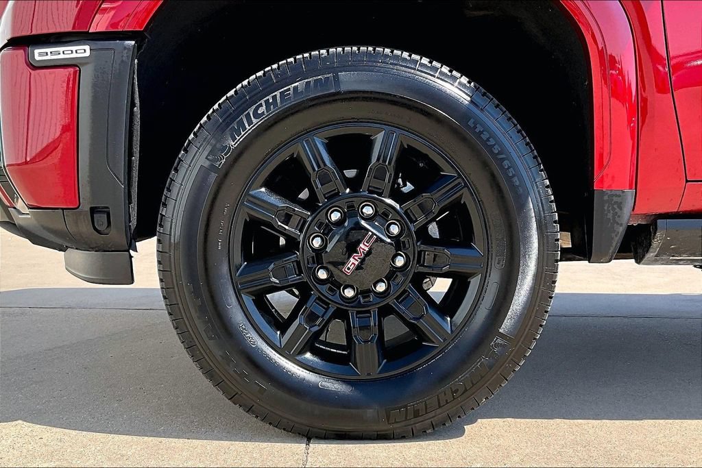 Used 2024 GMC Sierra 3500 AT4 w/ AT4 Premium Plus Package AWD/4WD image 10