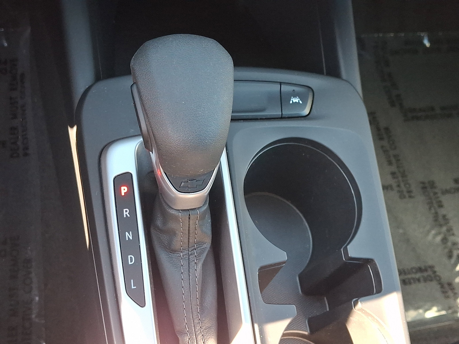 Certified 2025 Chevrolet Trax LS w/ LS Convenience Package FWD image 14