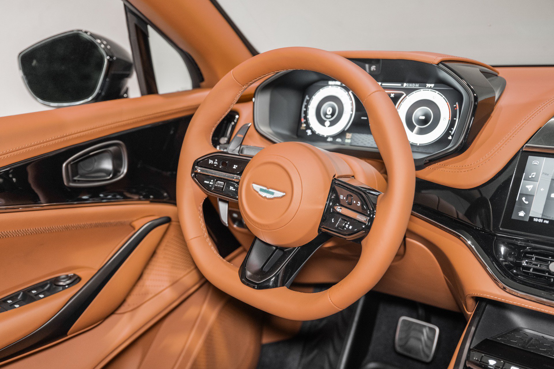 New 2026 Aston Martin DBX 707 AWD/4WD image 24