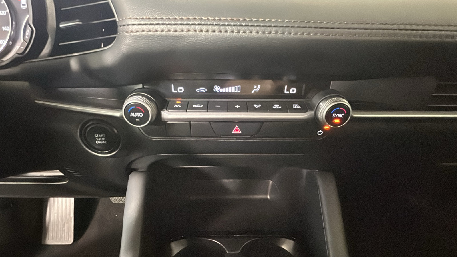 Used 2024 MAZDA MAZDA3 s FWD image 26