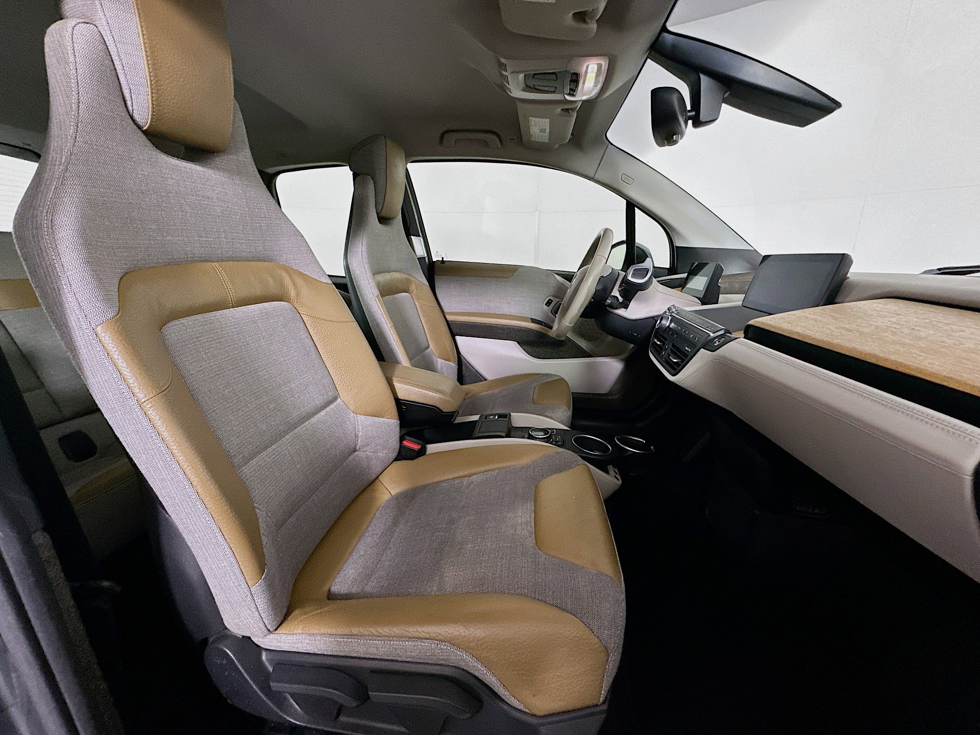 Used 2014 BMW i3 4dr HB image 29