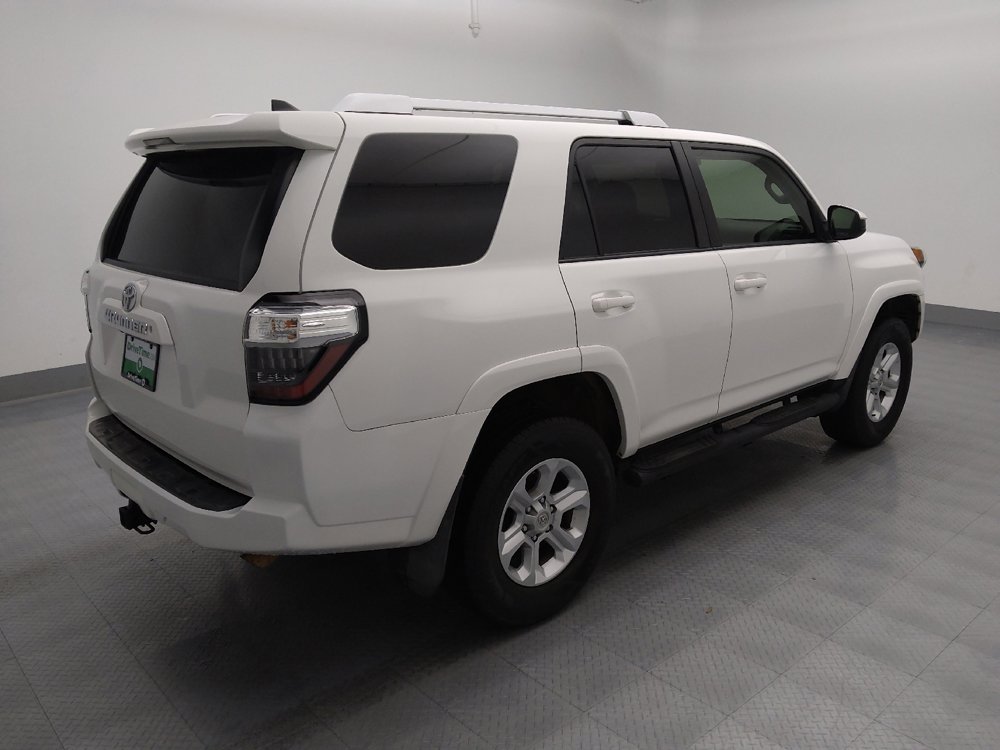 Used 2018 Toyota 4Runner SR5 image 10