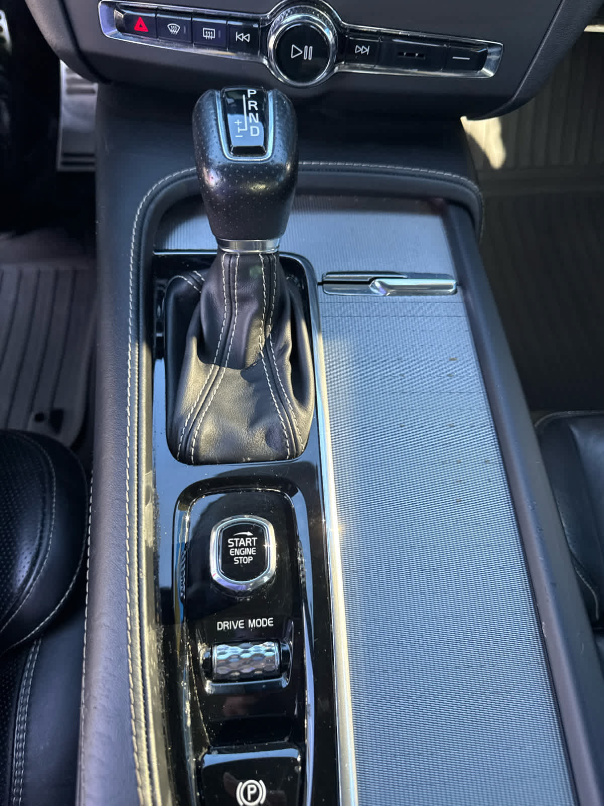 Used 2019 Volvo V90 T5 R-Design w/ Advanced Package FWD image 17