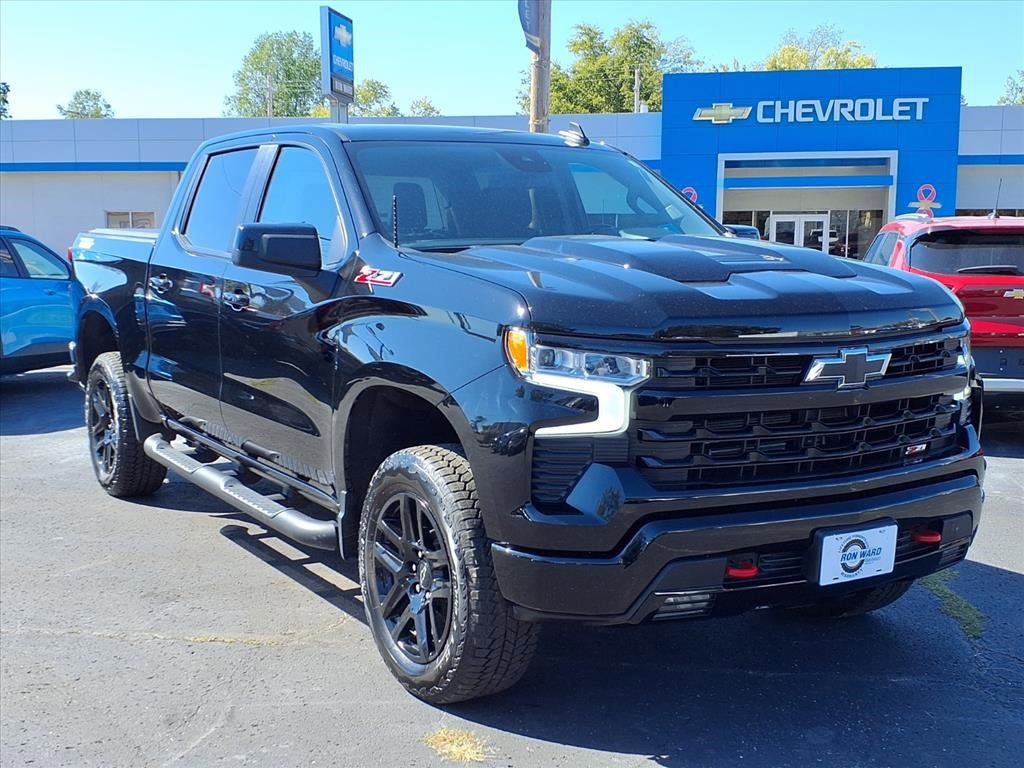 Used 2024 Chevrolet Silverado 1500 LT Trail Boss w/ Protection Package image 5