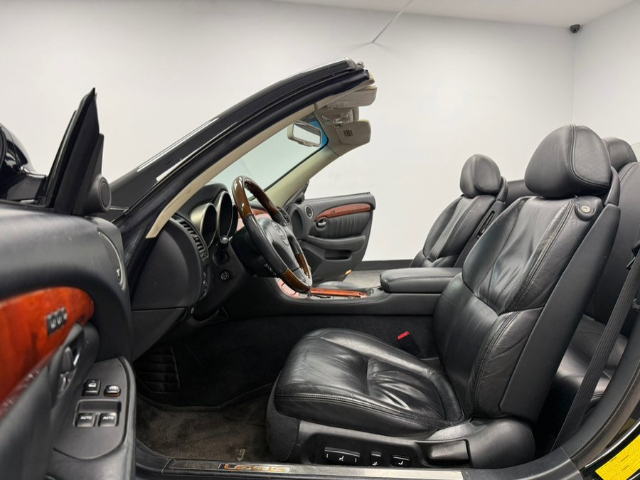 Used 2002 Lexus SC 430 2dr Convertible image 47