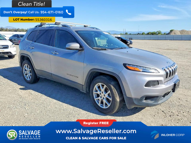 Used 2016 Jeep Cherokee Latitude AWD/4WD image 5