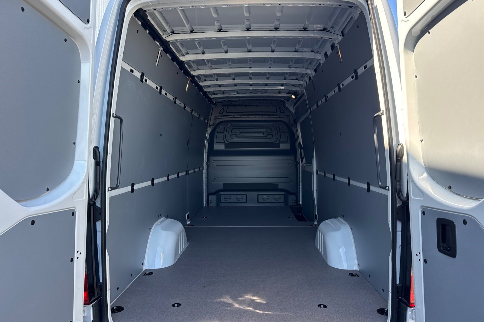 New 2026 Mercedes-Benz Sprinter 2500 image 27