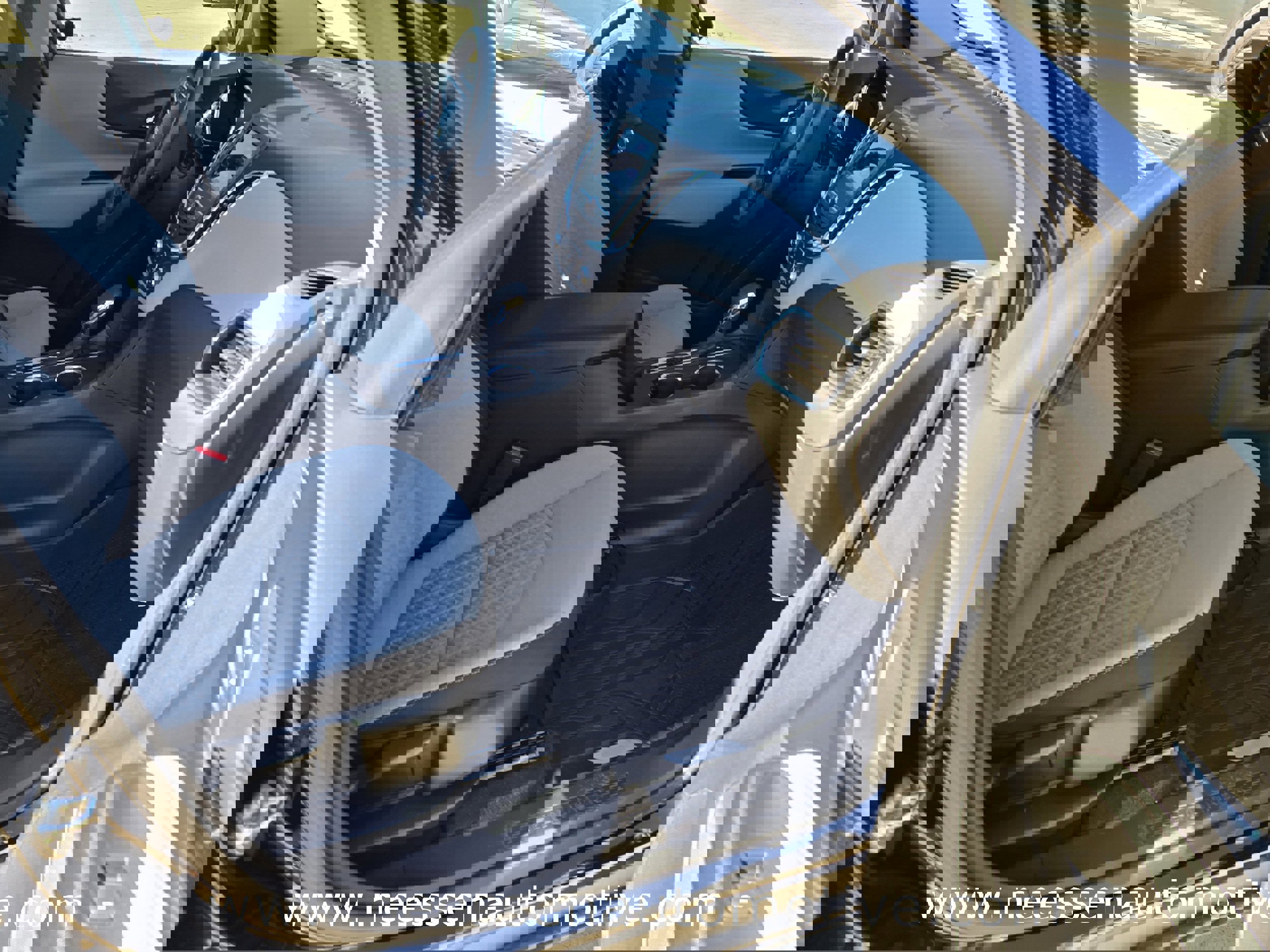 Used 2024 Chevrolet Equinox LS w/ LS Convenience Package image 9