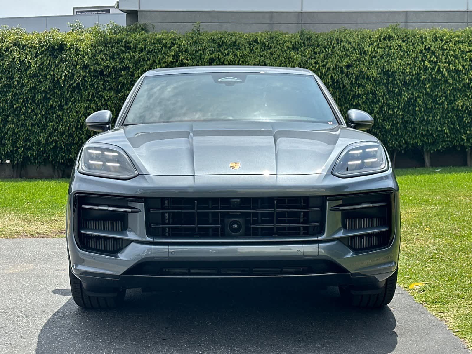 New 2026 Porsche Cayenne GTS AWD/4WD image 11