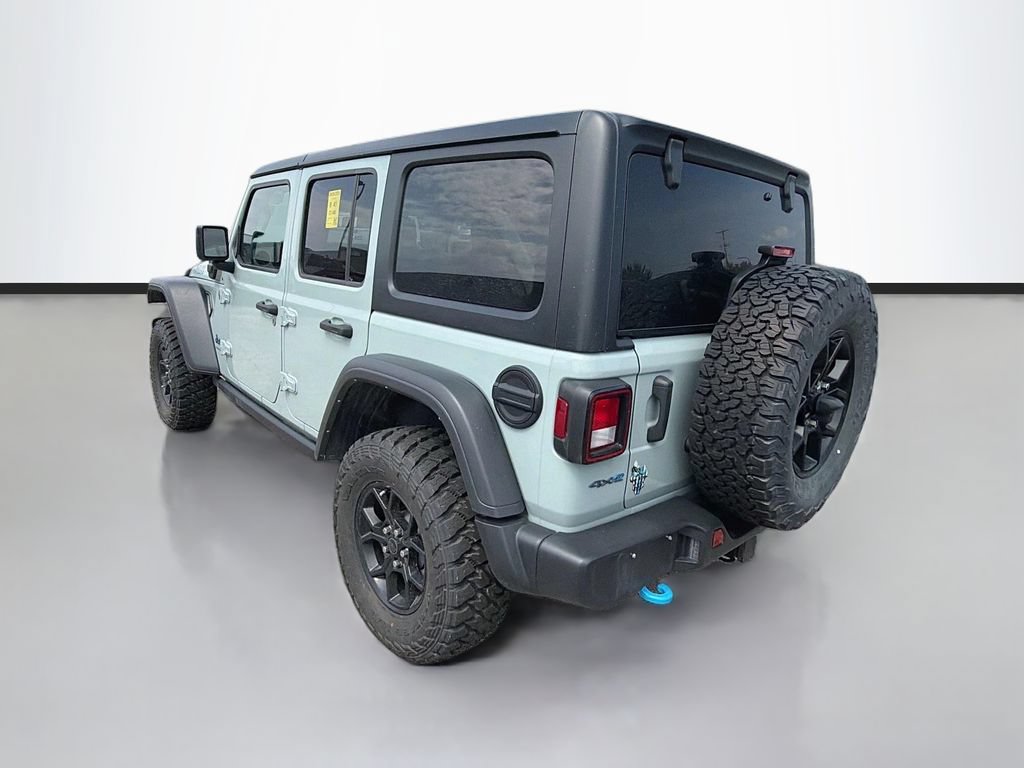 Used 2024 Jeep Wrangler Unlimited AWD/4WD image 7