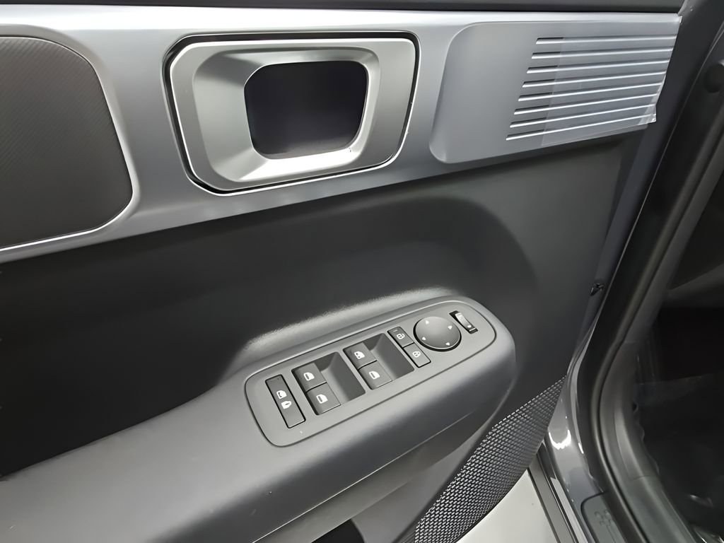New 2026 Hyundai Santa Fe SE FWD image 10