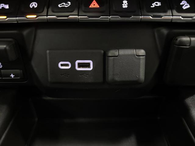 Used 2021 Chevrolet Silverado 1500 LT Trail Boss w/ Convenience Package II image 24