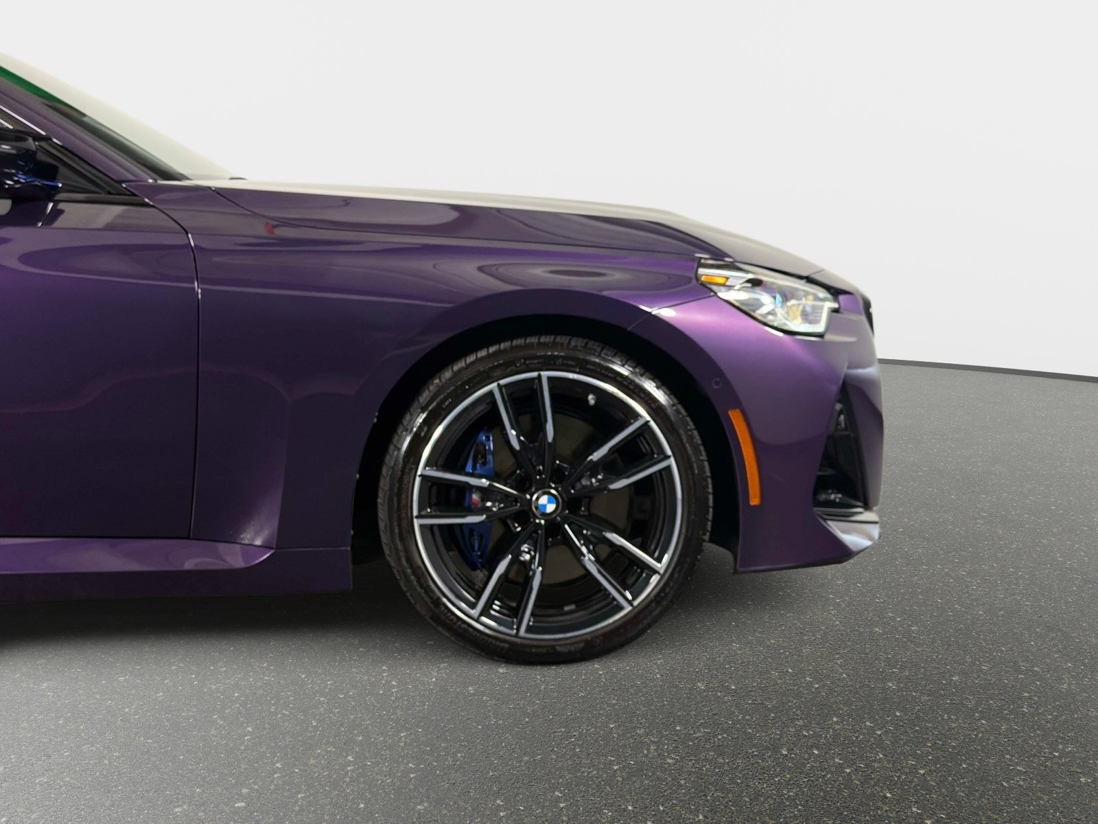 Used 2025 BMW M240i Coupe RWD image 4