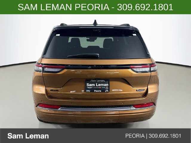 New 2027 Jeep Grand Cherokee Summit AWD/4WD image 6