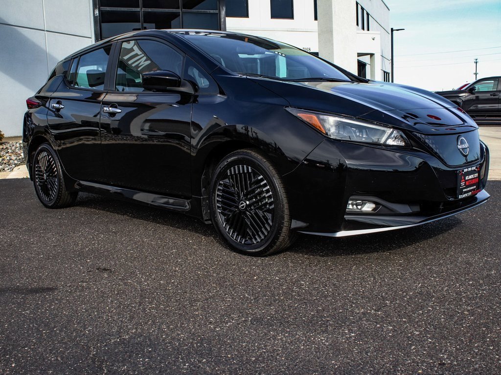 Used 2023 Nissan Leaf SV Plus image 3