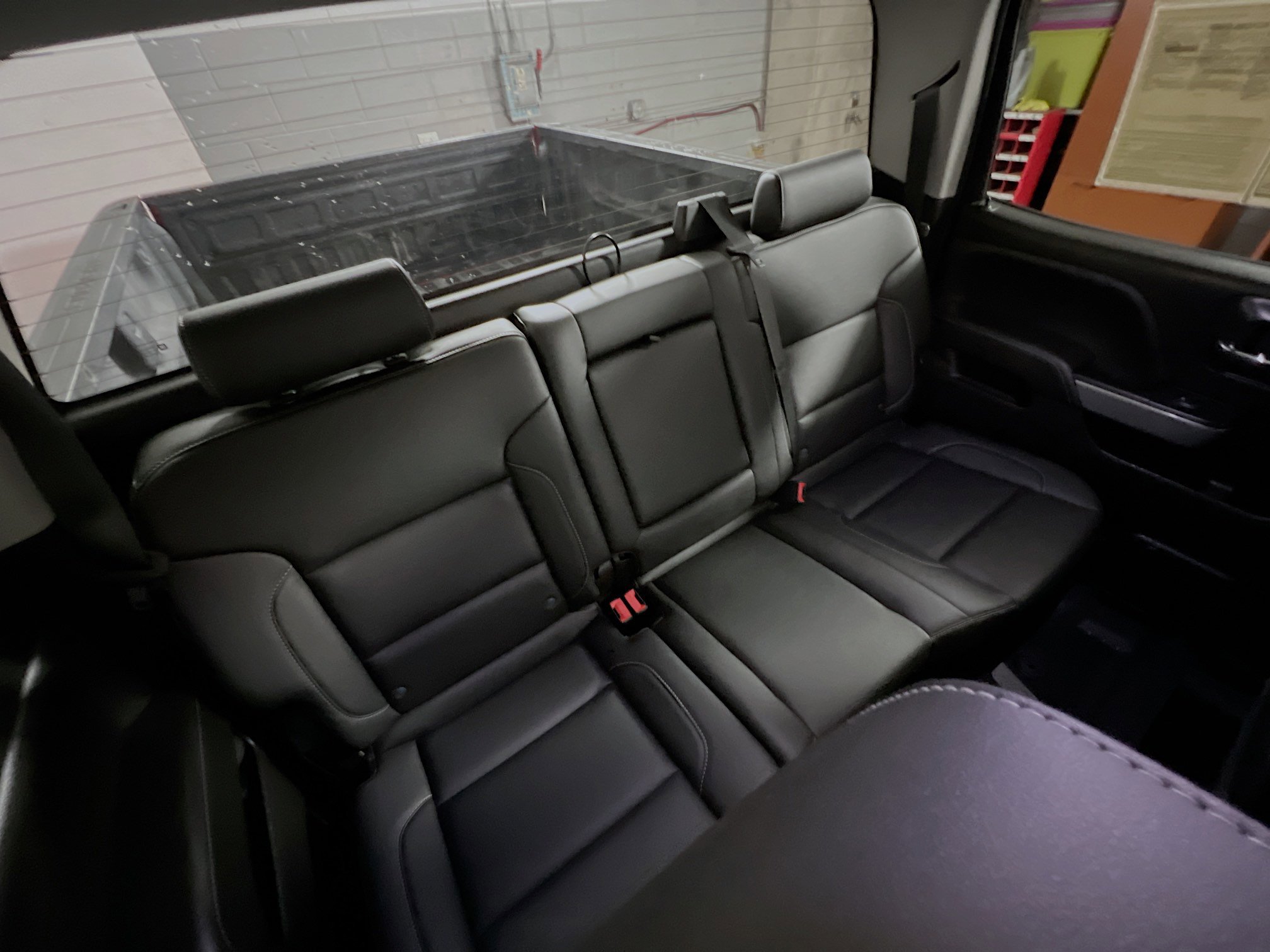 Used 2018 Chevrolet Silverado 1500 LT w/ All Star Edition image 33