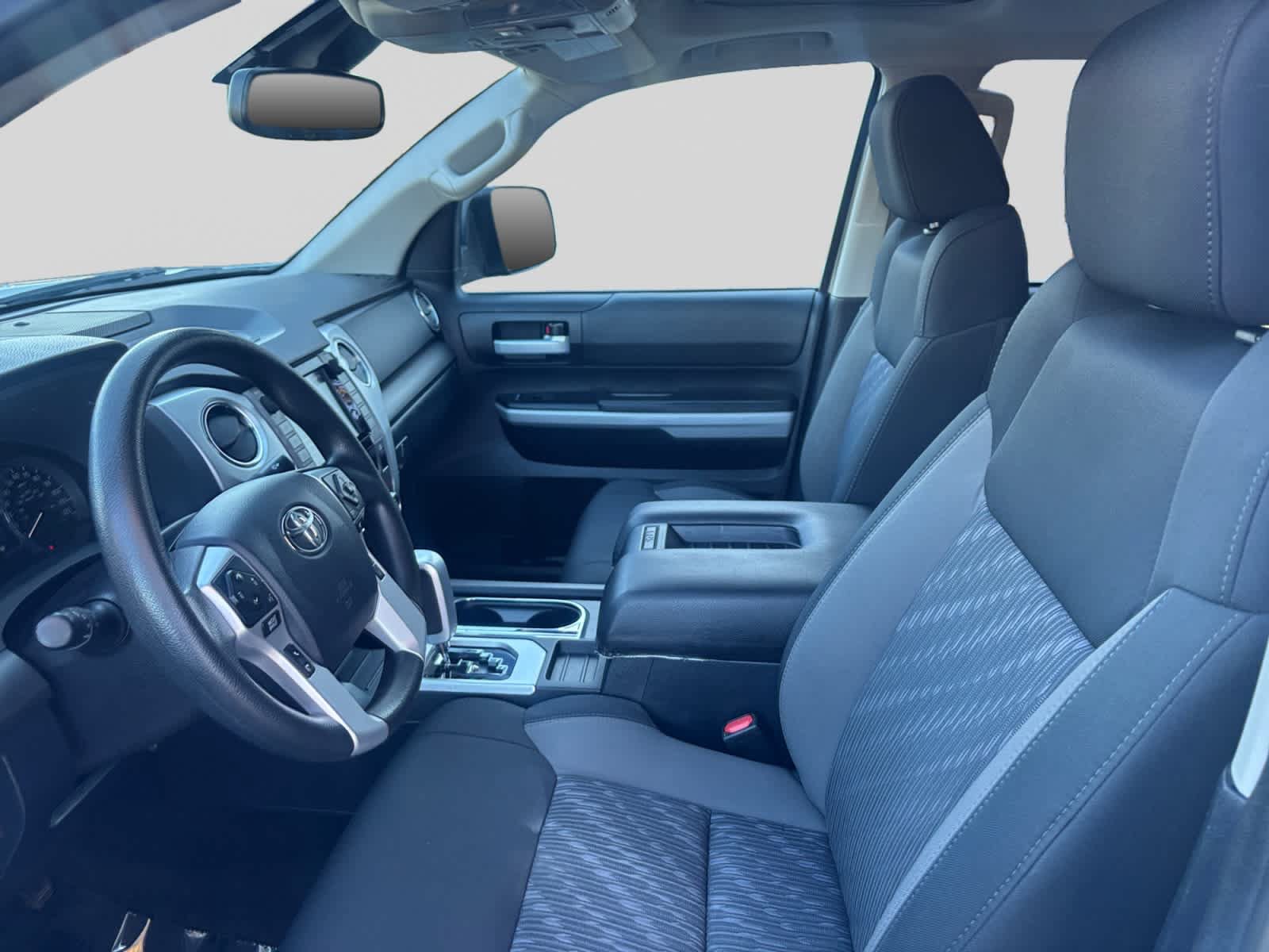 Used 2020 Toyota Tundra 4x4 CrewMax image 10