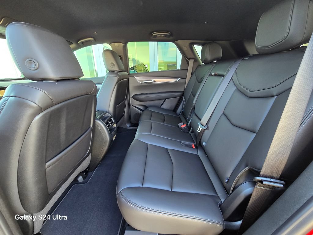 New 2026 Cadillac XT5 Luxury FWD image 17