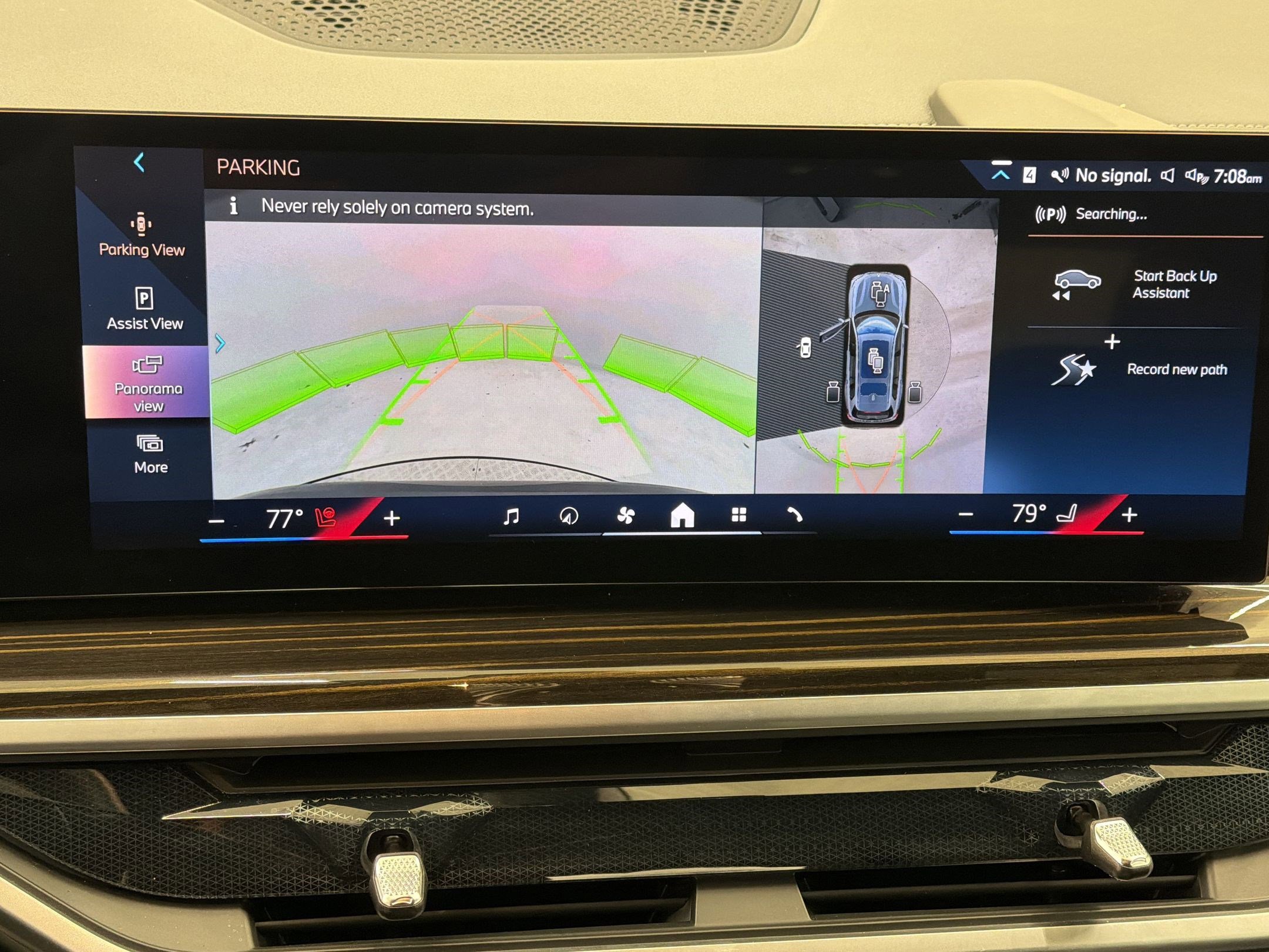 Certified 2025 BMW X7 xDrive40i w/ M Sport Package image 24