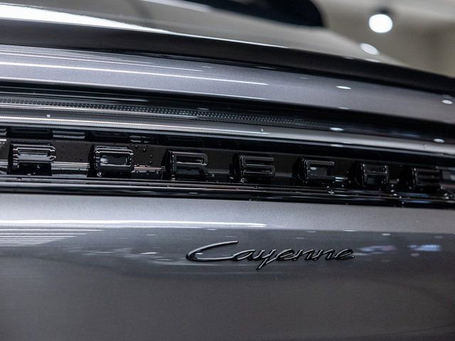 New 2026 Porsche Cayenne Coupe image 19