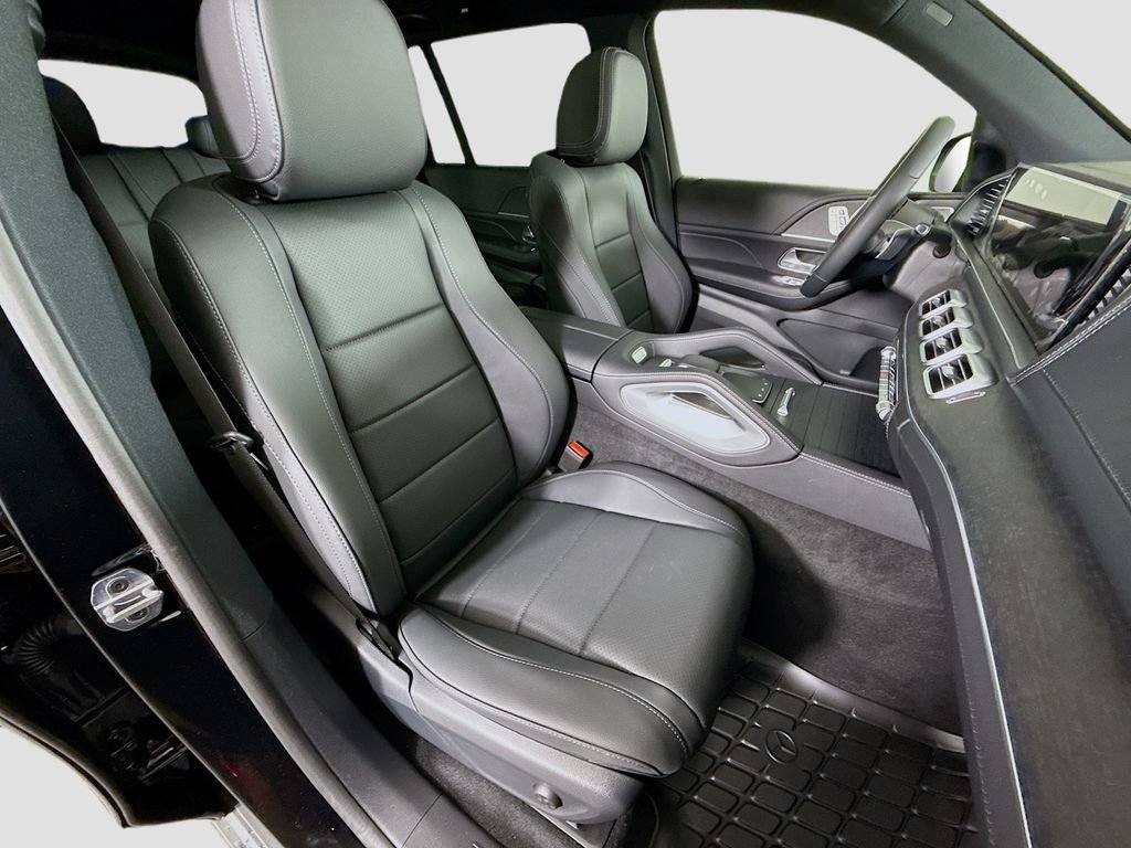 New 2026 Mercedes-Benz GLS 450 4MATIC image 31