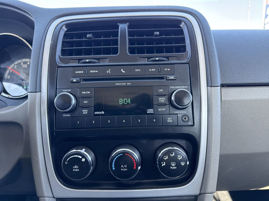 Used 2010 Dodge Caliber SXT image 18
