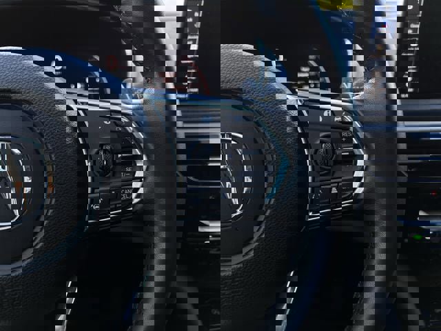 Certified 2025 Acura MDX w/ Technology Package image 15