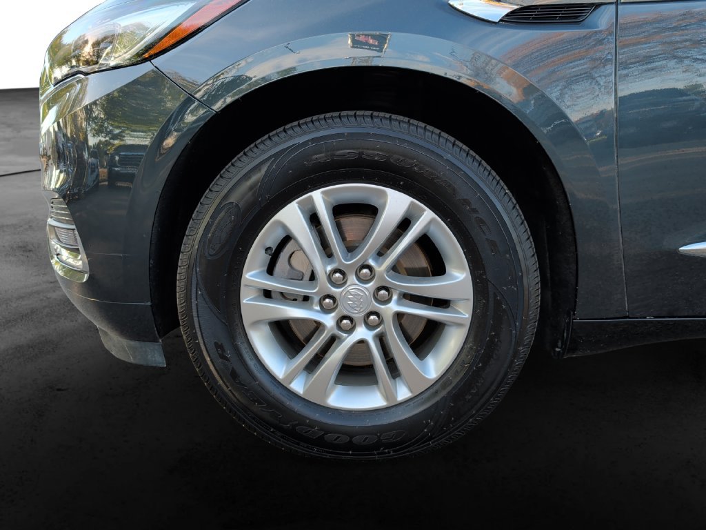 Used 2019 Buick Enclave Essence w/ Trailering Package, 5000 lbs. AWD/4WD image 9