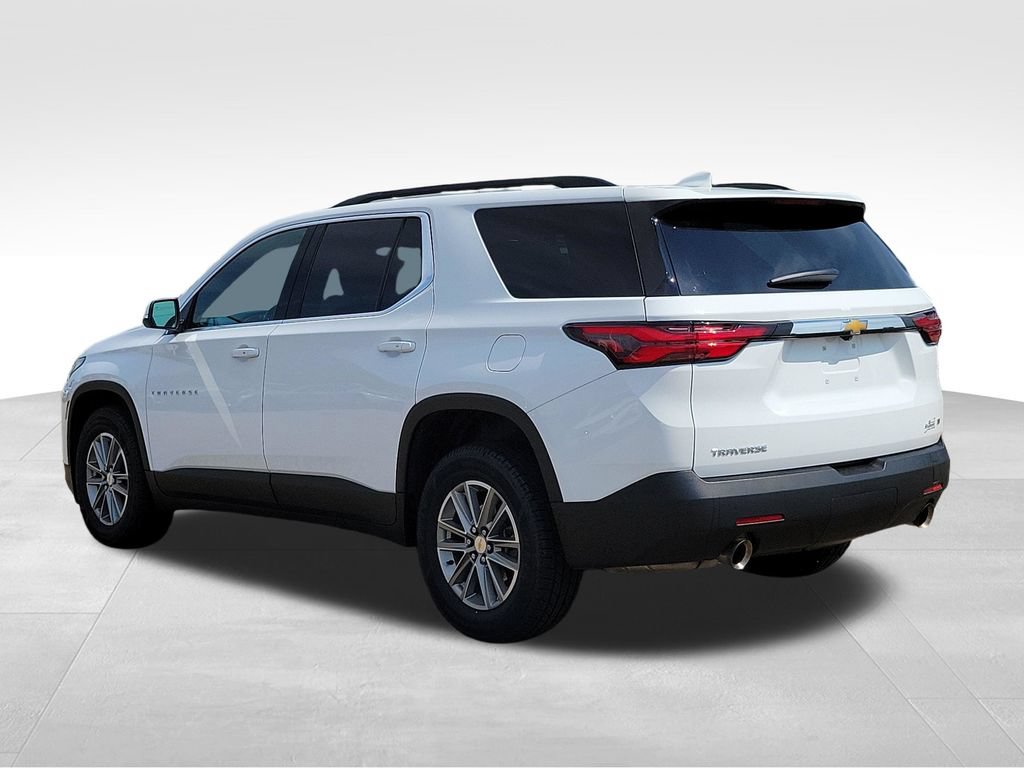 Used 2023 Chevrolet Traverse LT FWD image 4