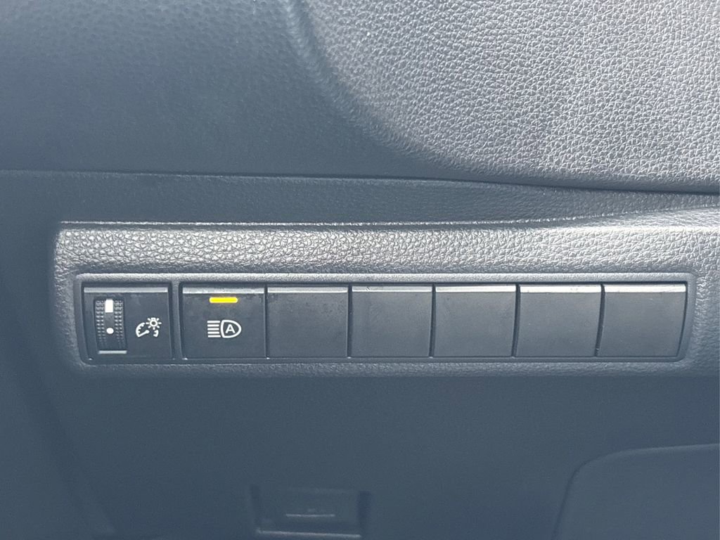 Used 2022 Toyota Corolla SE image 33
