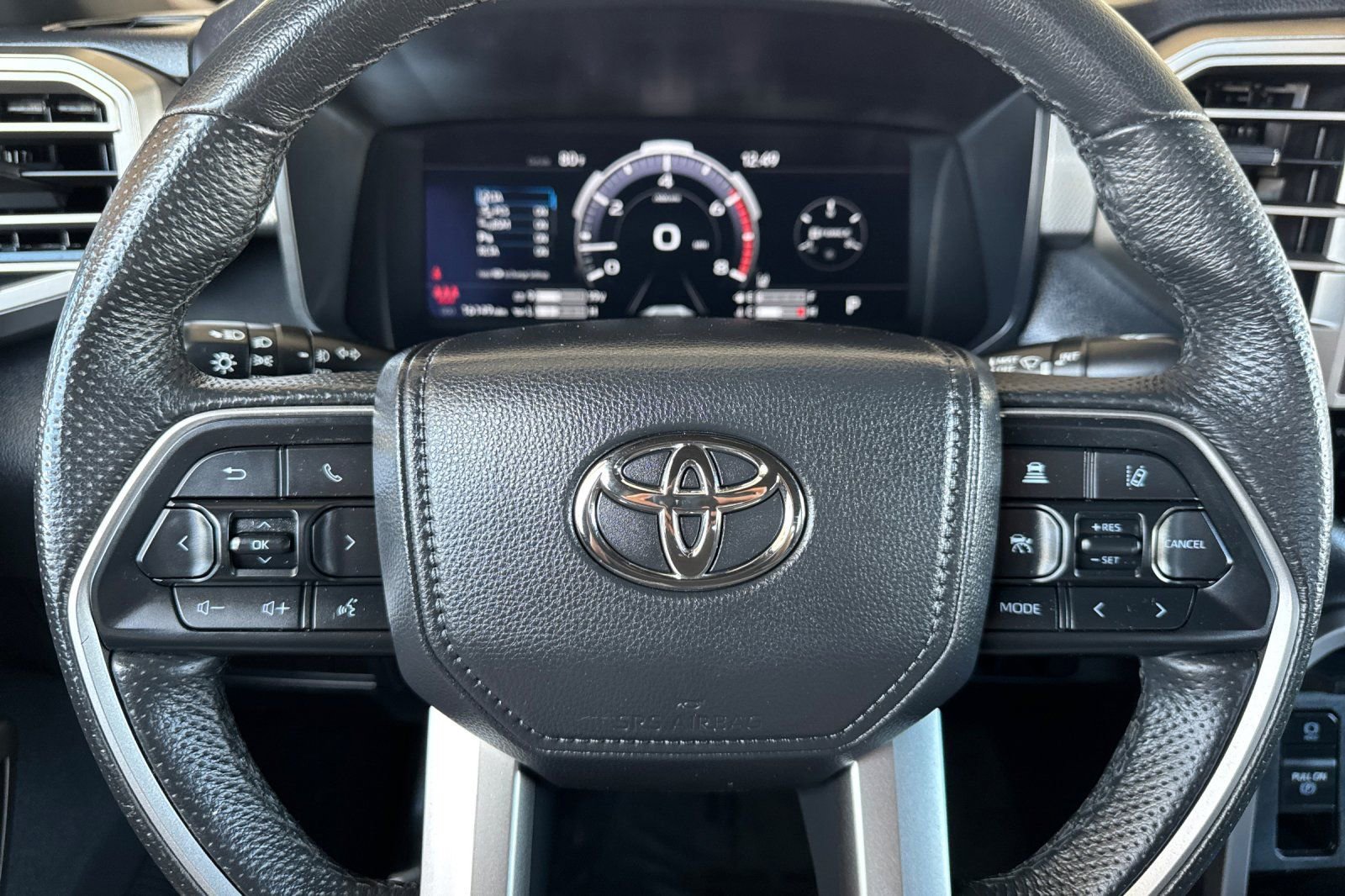 Used 2025 Toyota Tundra Limited image 22