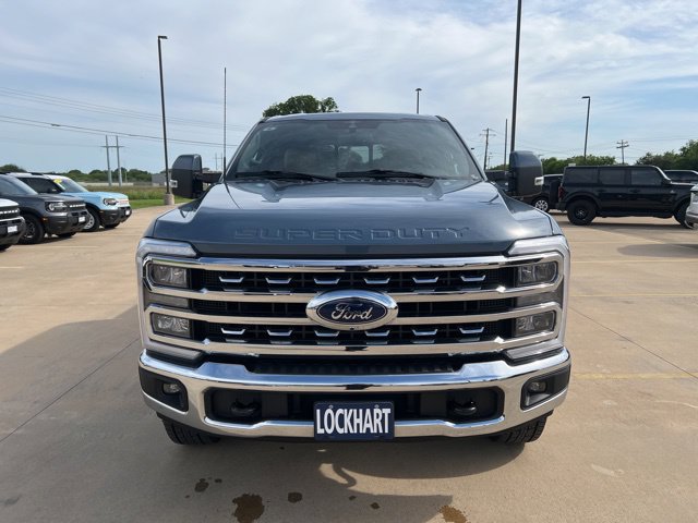 Used 2023 Ford F250 Lariat AWD/4WD image 3