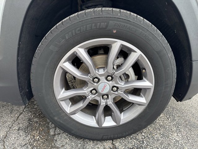 Used 2024 GMC Terrain SLT image 27