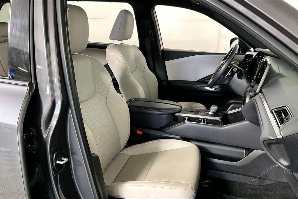 Used 2024 Lexus TX 350 FWD w/ Cold Weather Package image 7