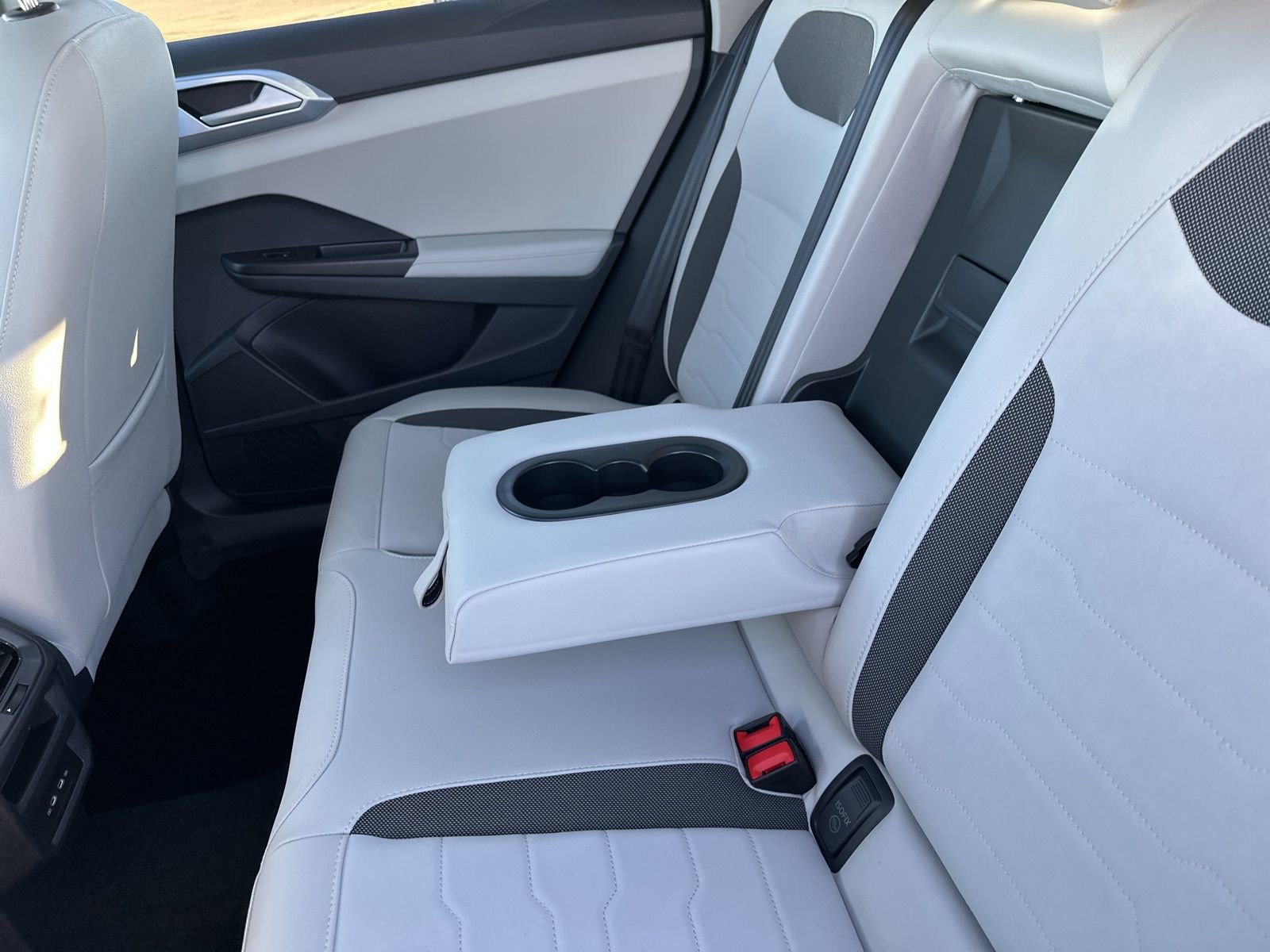 New 2026 Volkswagen Taos SE image 20